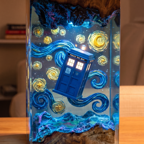 Hand Made Doctor Who - Resin Lamp